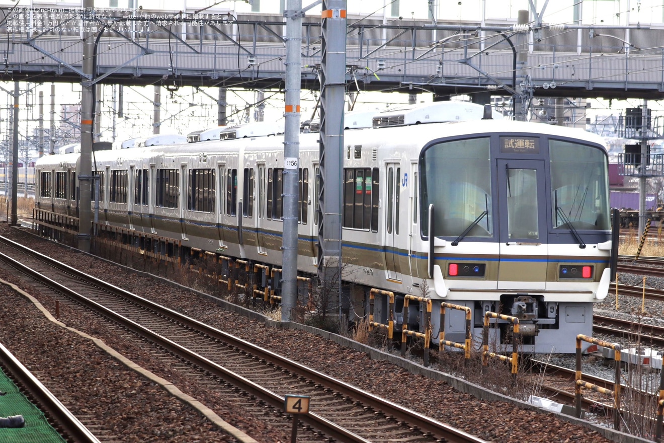 【JR西】221系K18編成吹田総合車両所本所出場試運転の拡大写真