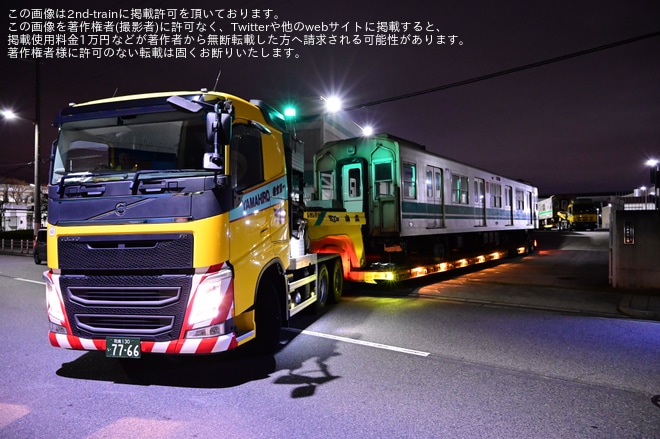 【大阪メトロ】20系2633F廃車搬出陸送を不明で撮影した写真