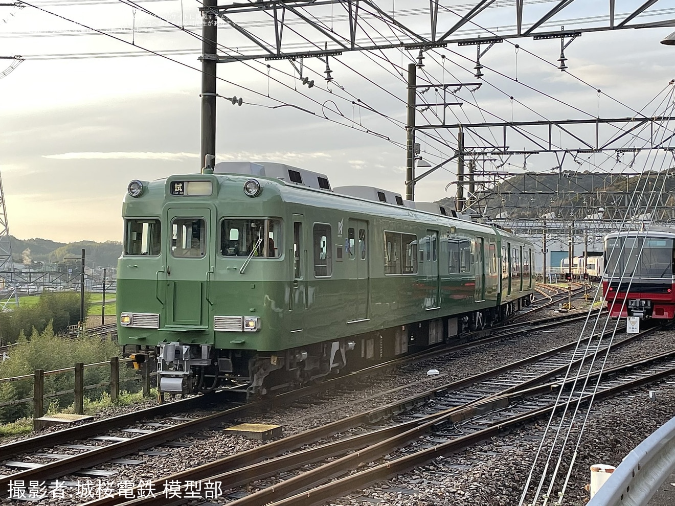 【名鉄】6000系6009Fが「名鉄広見線復刻塗装列車」（3400系いもむしの塗装）にの拡大写真