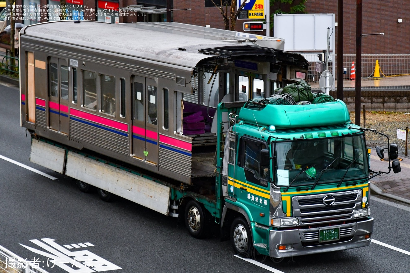 【京王】7000系7709Fが若葉台工場から廃車陸送の拡大写真