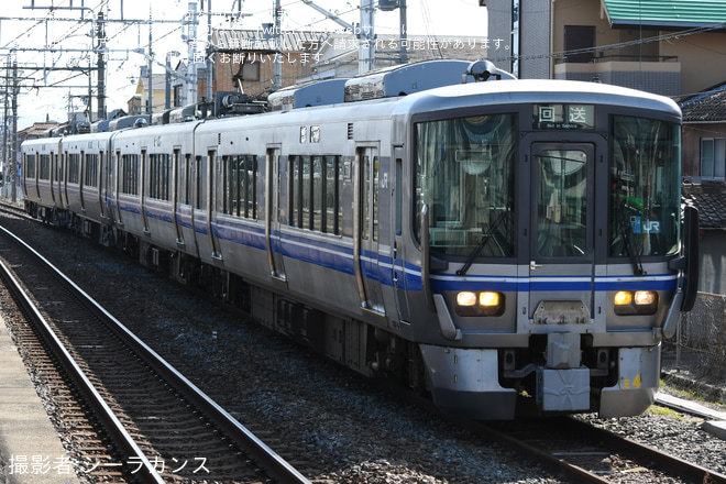 【JR西】521系G24編成吹田総合車両所本所出場回送を向日町駅で撮影した写真