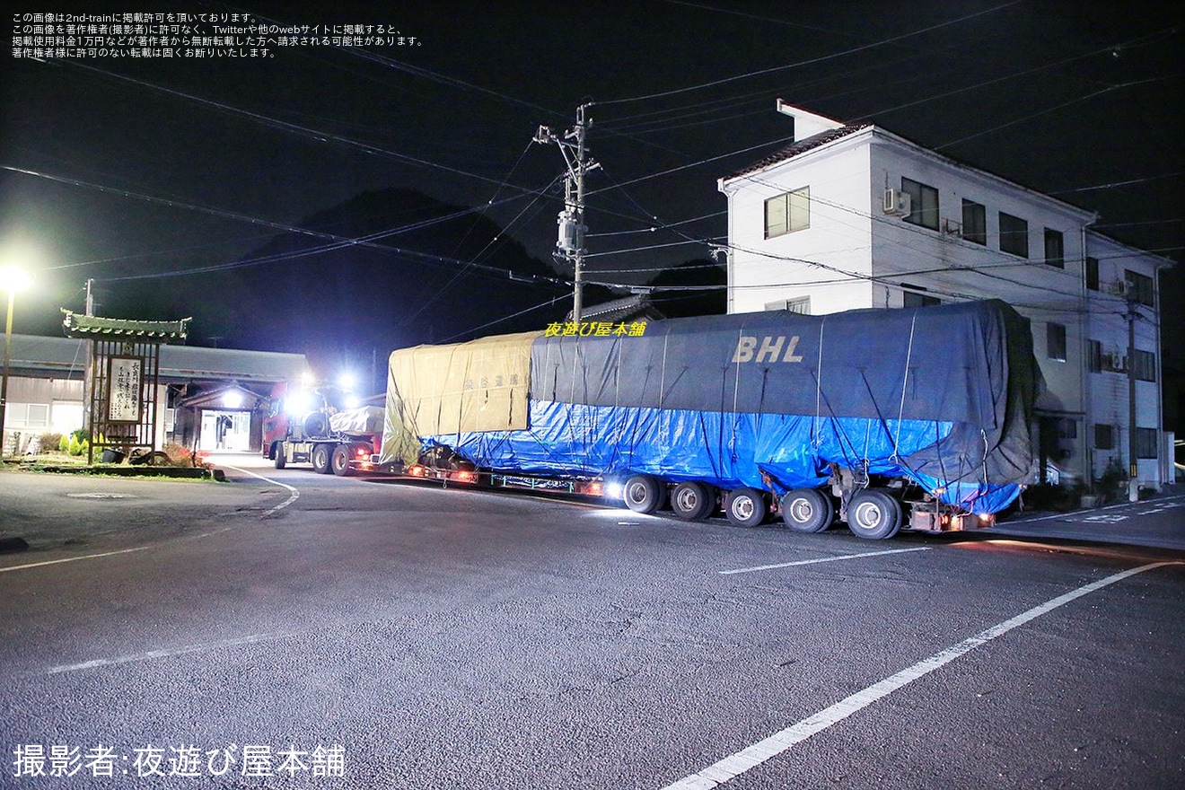 【長良川】ナガラ602が、新潟トランシスから陸送にて美濃市駅へと到着の拡大写真