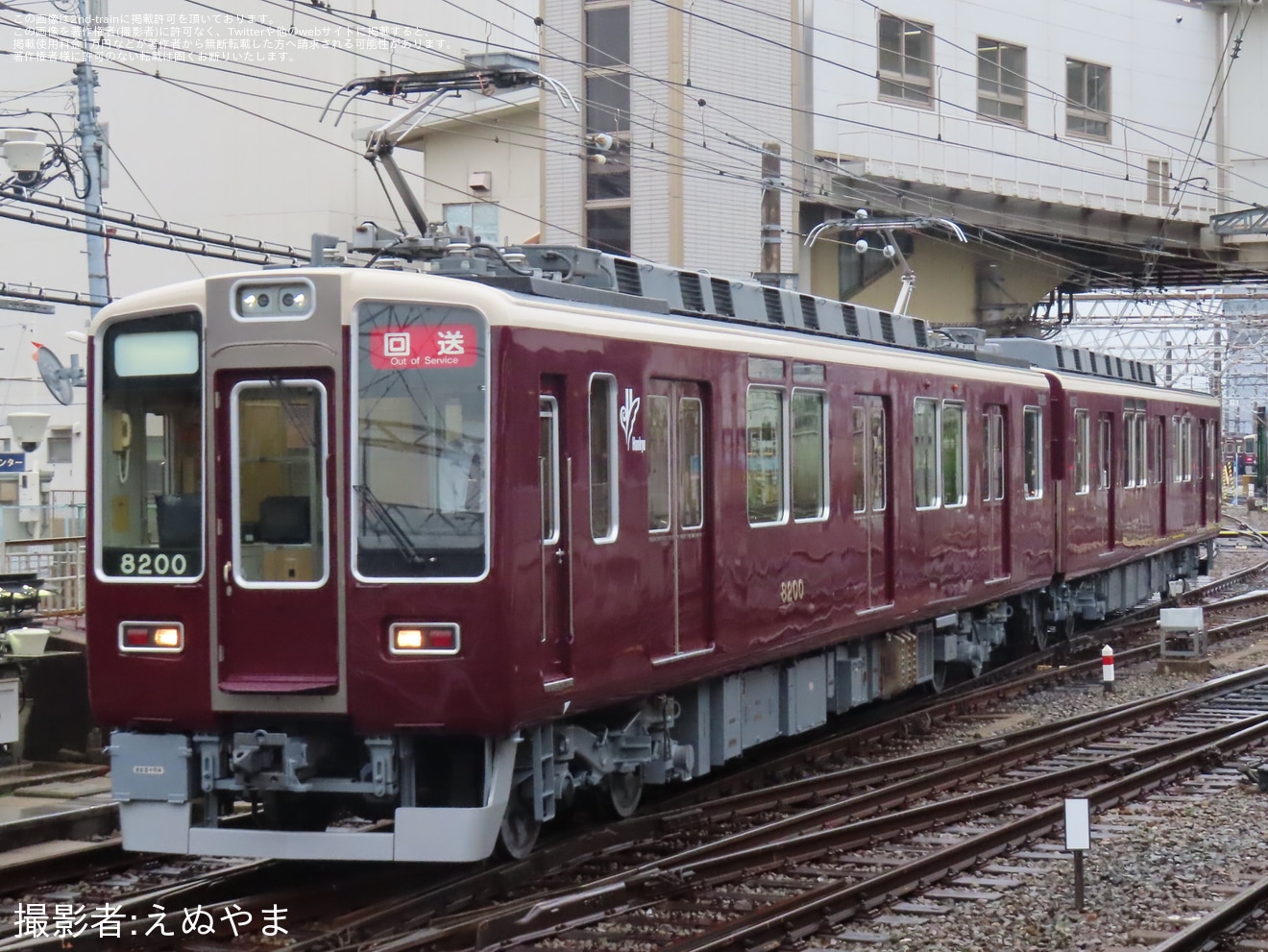 【阪急】8200系8200F(8200×2R) 正雀工場出場回送の拡大写真