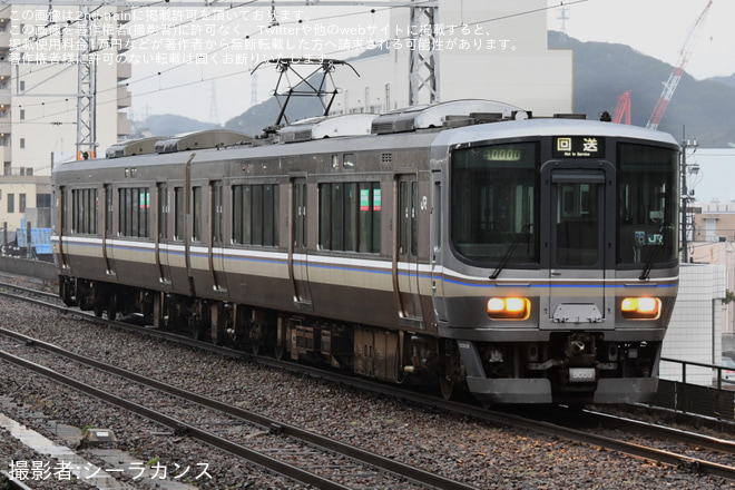 【JR西】223系P3編成 下関総合車両所本所出場回送を下関駅で撮影した写真