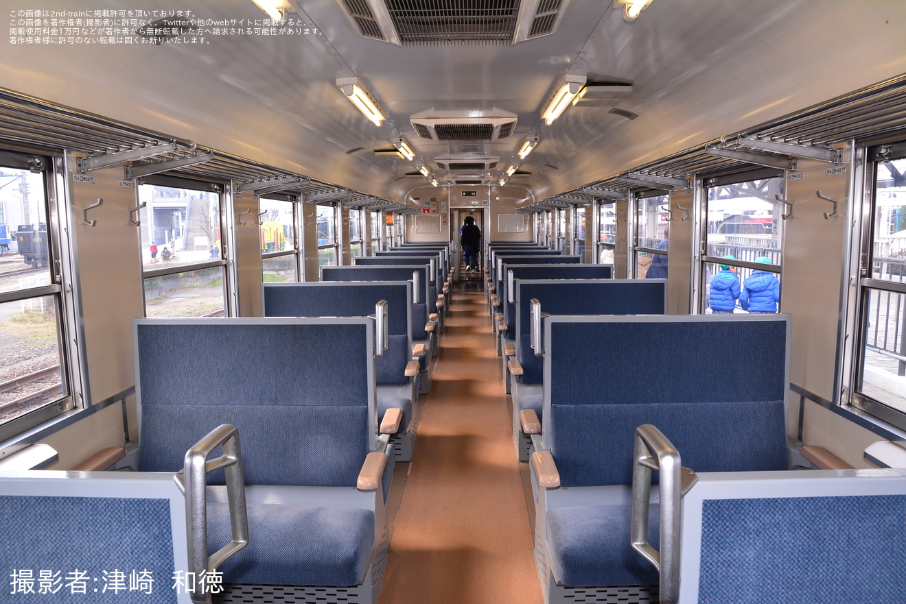 【JR西】DE10-1118牽引の12系客車乗車イベントが開催の拡大写真