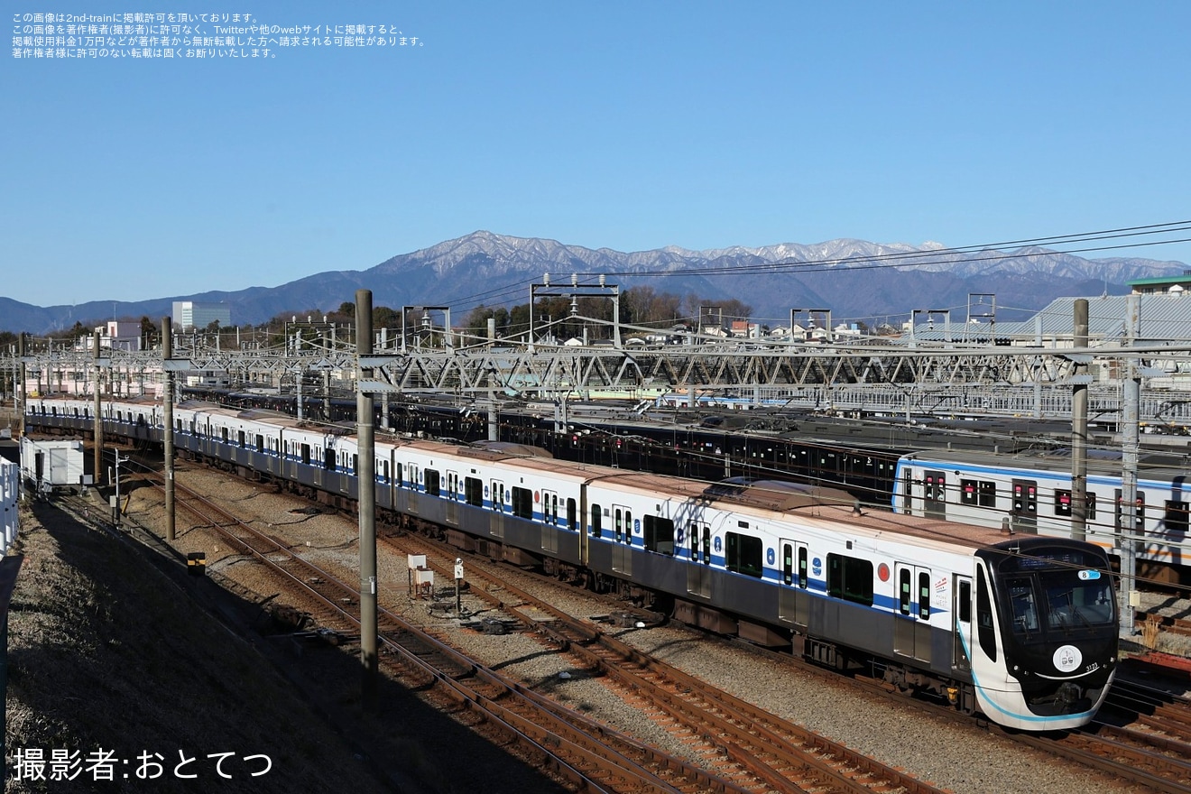 【東急】東急車の快速海老名行きが運行終了、3020系3123F「新幹線デザインラッピングトレイン」ラッピング充当の拡大写真