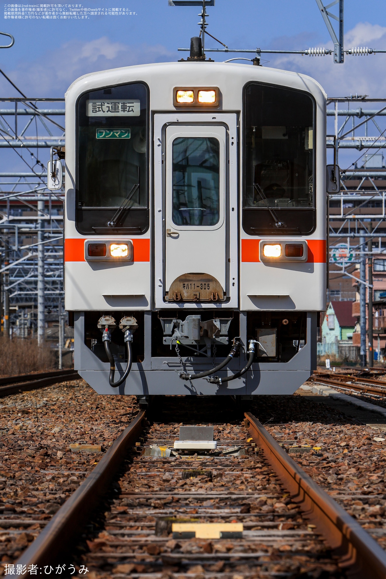 【JR海】キハ11-305が名古屋工場出場試運転の拡大写真