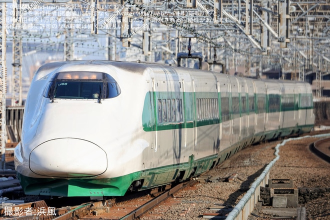 【JR東】200系カラーとなっている新幹線総合車両センター所属のE2系J66編成が運行を終了を大宮駅で撮影した写真