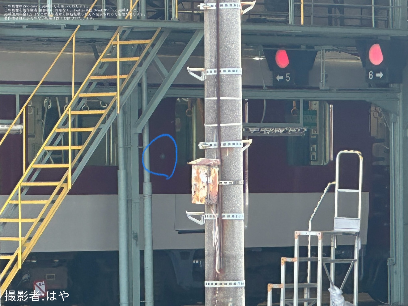 【近鉄】1233系VE37がワンマン運転対応と思われる仕様に工事中の拡大写真