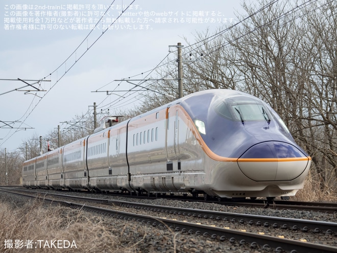 【JR東】山形新幹線新型車両E8系が営業運転を開始