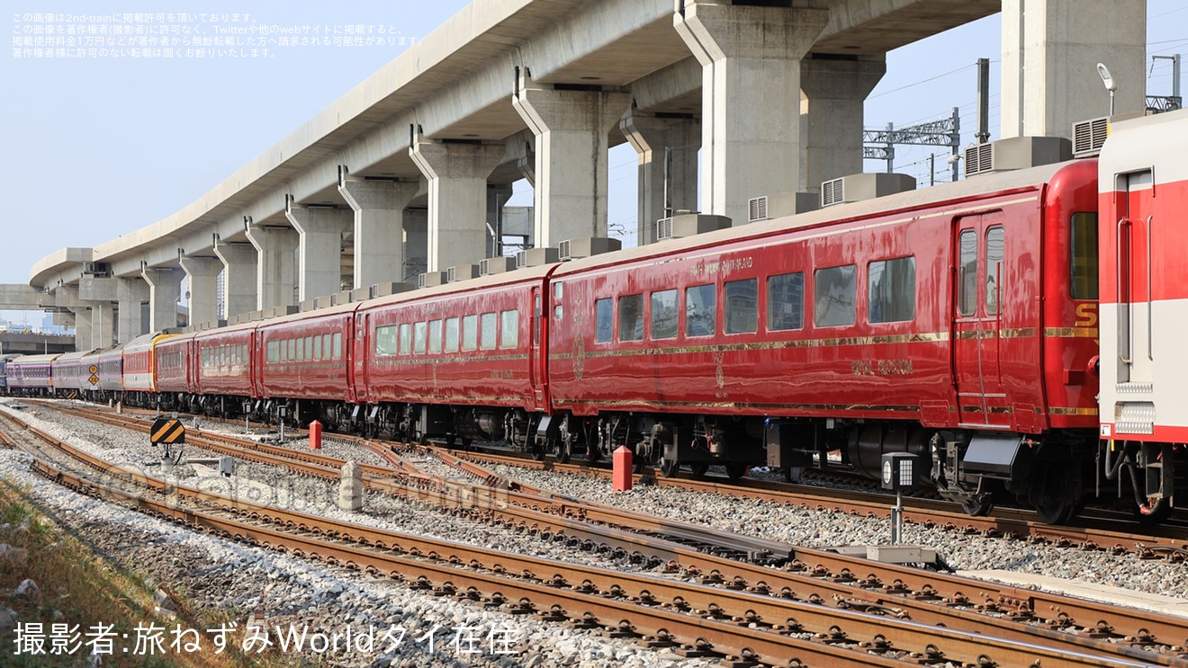 【SRT】元JR北海道の14系（現　ROYAL BLOSSOM）がメディアへのお披露目のため運行の拡大写真