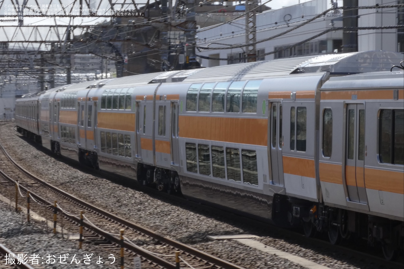 【JR東】E233系トタH56編成グリーン車サロE232/サロE233-23,24組込 性能確認試運転の拡大写真