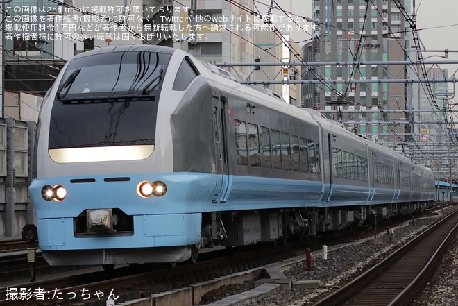 【JR東】「よみうり貸切列車で行く!春色の古都鎌倉ぶらり旅」が運転