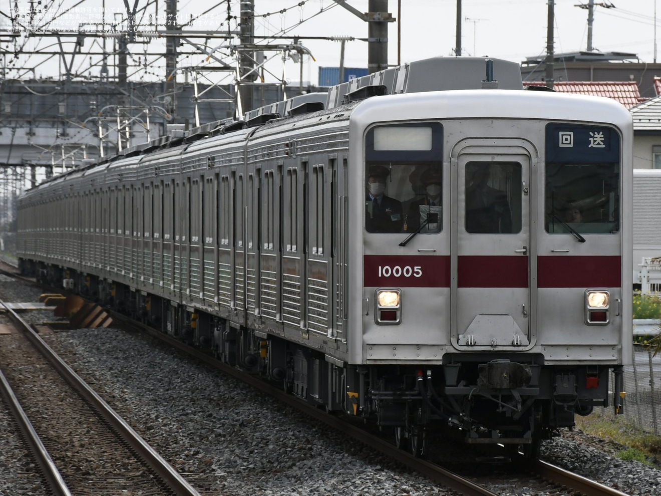 【東武】 10000型11005F 南栗橋工場出場回送の拡大写真