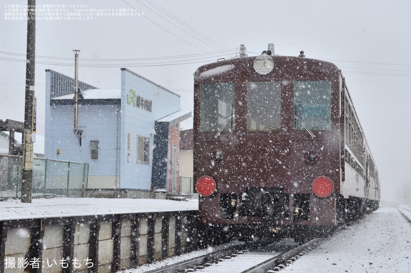 【JR北】510系3両(ノロッコ号客車)が釧路運輸車両所へ入場回送の拡大写真