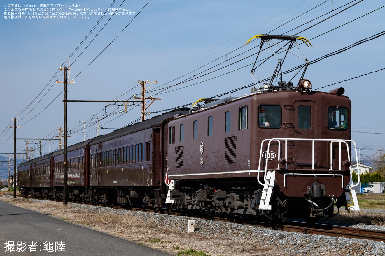 【秩鉄】旧型客車4両が広瀬川原車両基地へ回送の拡大写真