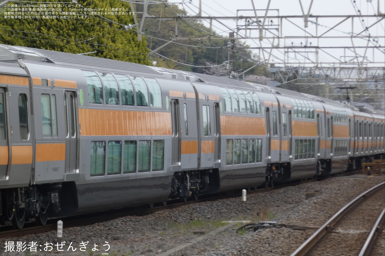 【JR東】E233系トタH56編成グリーン車サロE232/サロE233-27,28組込 性能確認試運転の拡大写真
