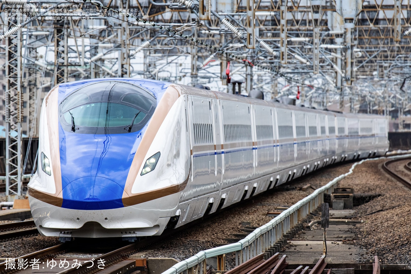 【JR東】E7系F22編成新幹線総合車両センター出場回送(202404)の拡大写真