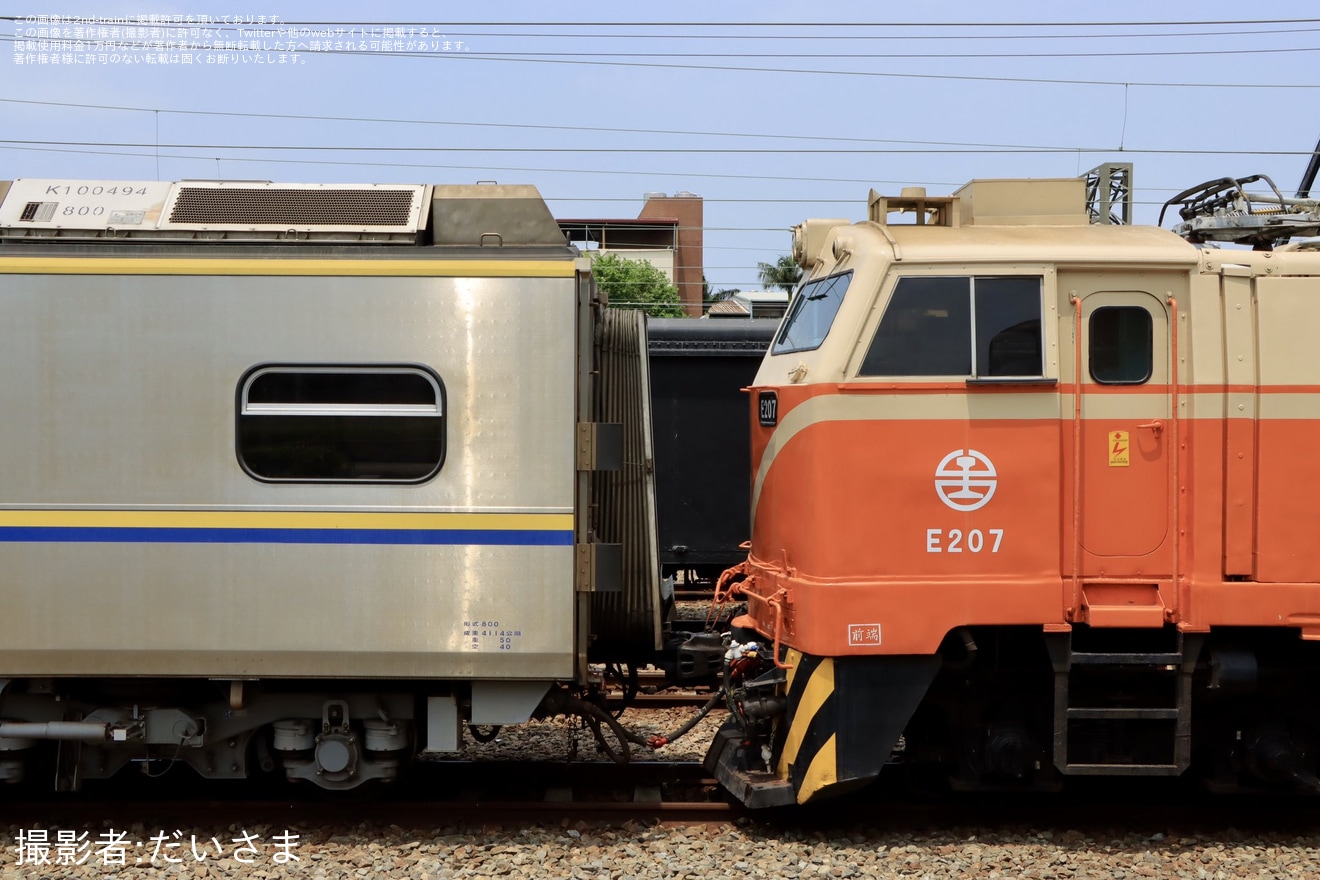 【台鐵】EMU800EP857編成 が台灣車輛へ入場の拡大写真