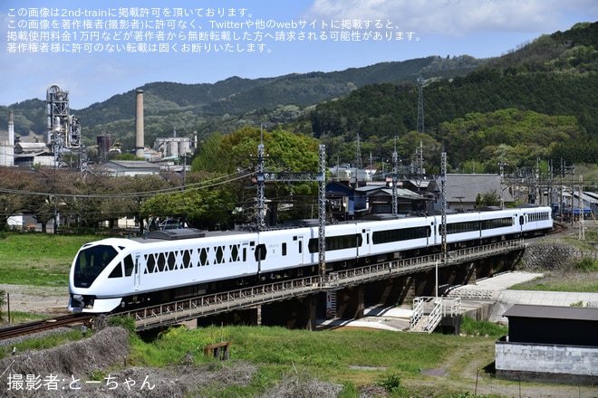 【東武】N100系スペーシアXのN101Fが佐野線・伊勢崎線へを葛生～多田間で撮影した写真