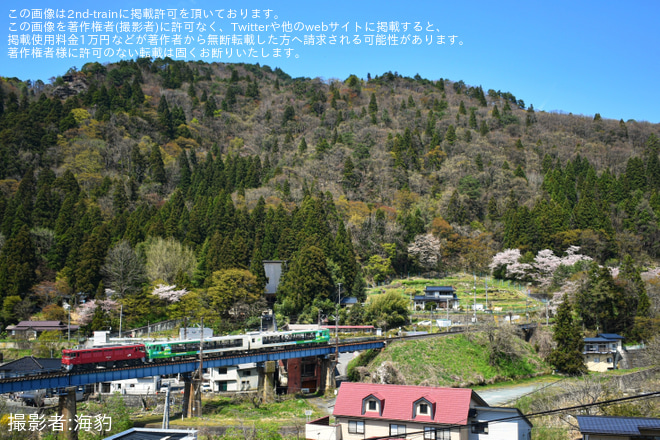 【JR東】臨時快速「風っこ仙山線春風号」運転を面白山高原～山寺間で撮影した写真