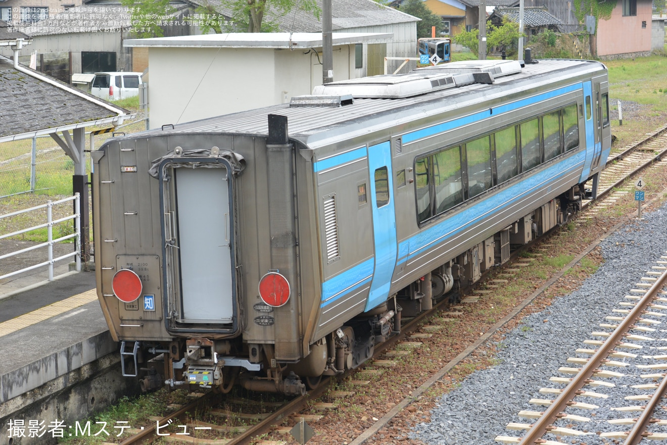 【JR四】2000系2118号車が多度津工場出場(202404)の拡大写真