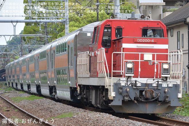 【JR東】E233系0番台グリーン車8両甲種輸送を北鎌倉～大船間で撮影した写真