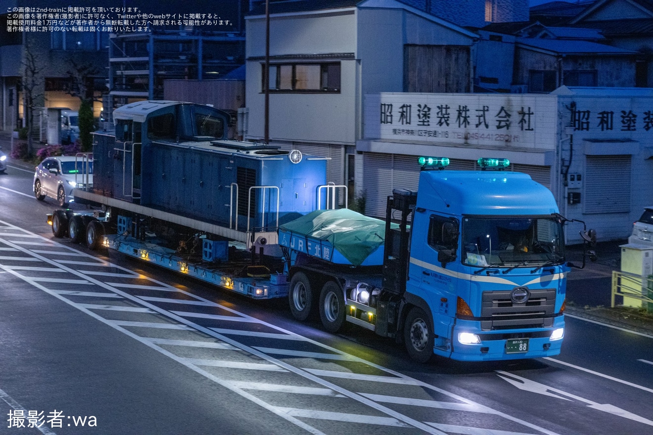 【日新】D504が川崎貨物へ陸送の拡大写真