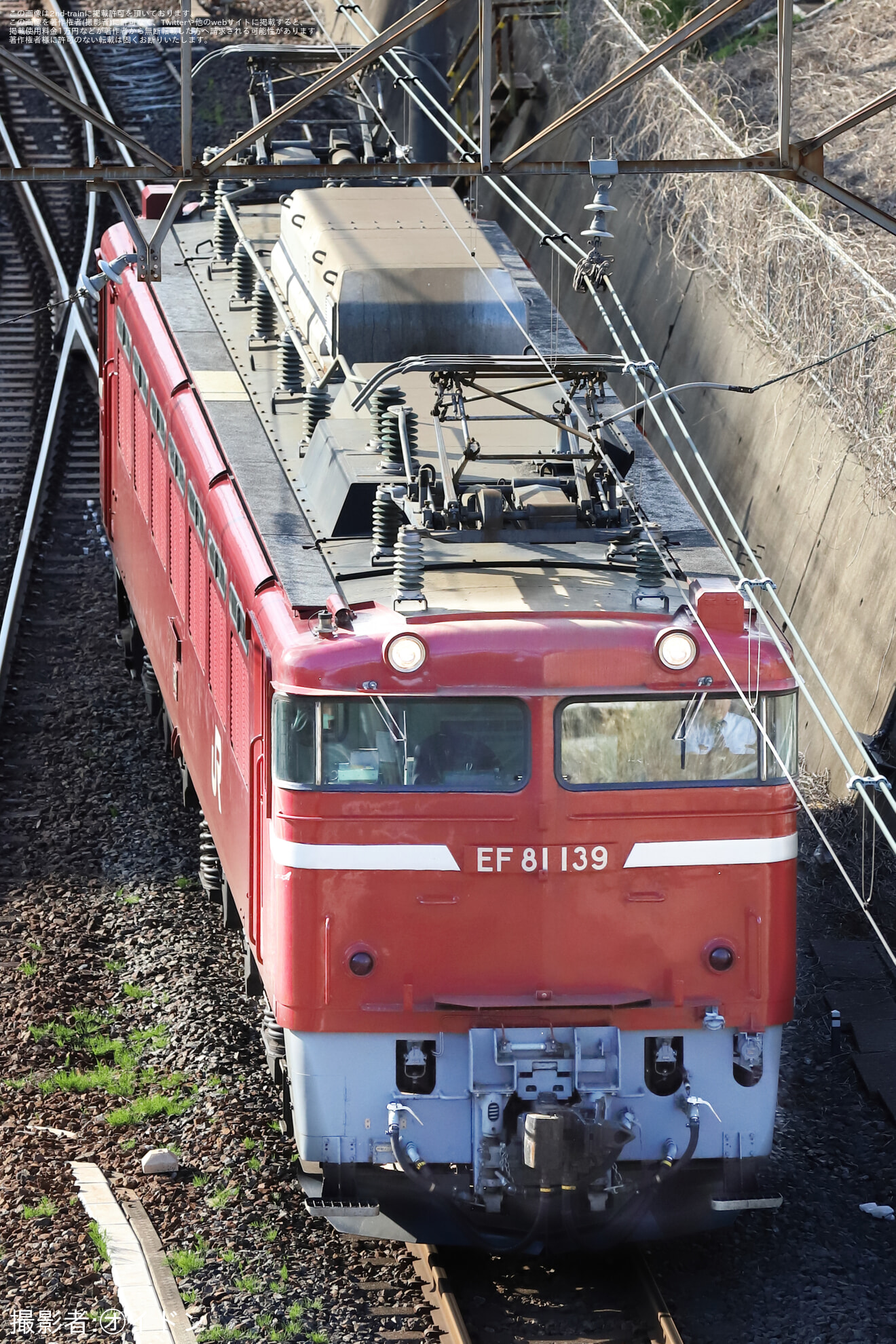 【JR東】EF81-139 所属区へ回送の拡大写真