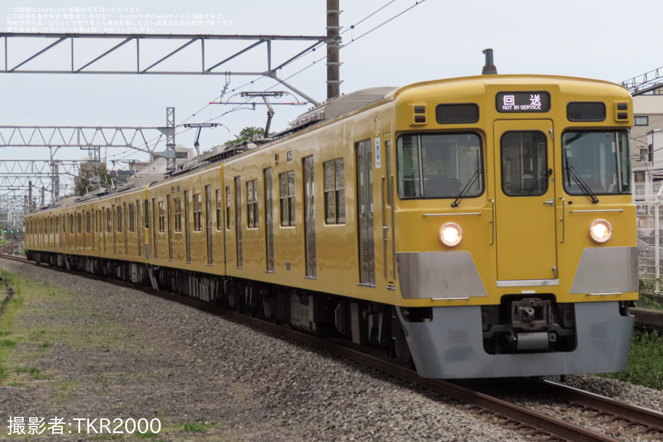 【西武】「昭和の黄色い電車大集合!昭和時代に製造された前パン車両の撮影会」、終了後の返却回送の拡大写真