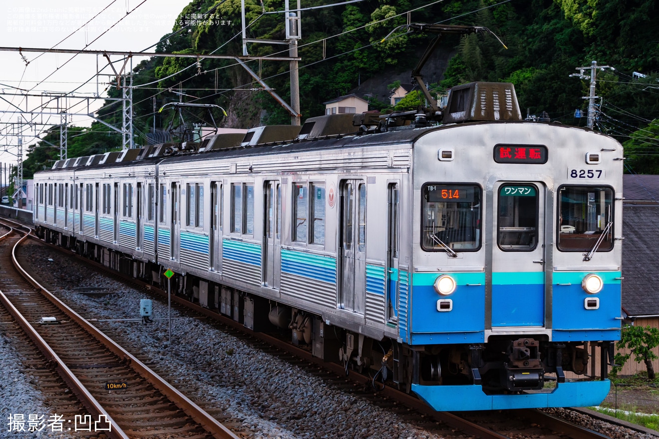 【伊豆急】8000系TB-01編成伊豆高原車両区出場試運転の拡大写真