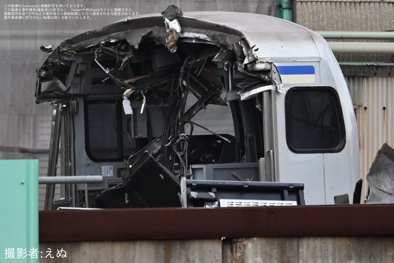 【JR東】E217系クラY-24編成が廃車解体中の拡大写真