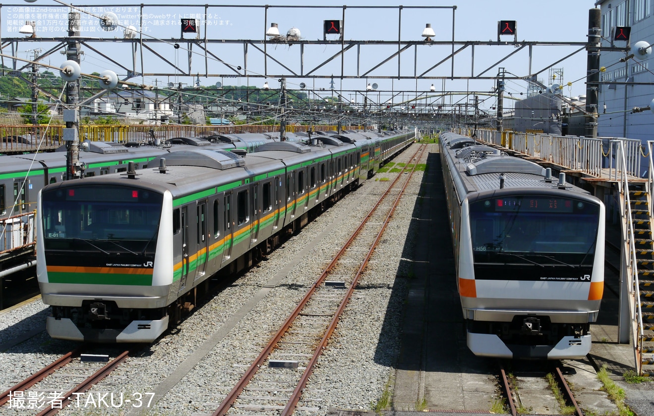 【JR東】E233系0番台グリーン車4両が国府津車両センターへ疎開の拡大写真