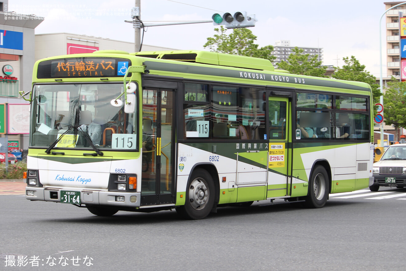 【メトロ】東西線線路切り替え工事に伴いバス代行輸送が実施の拡大写真