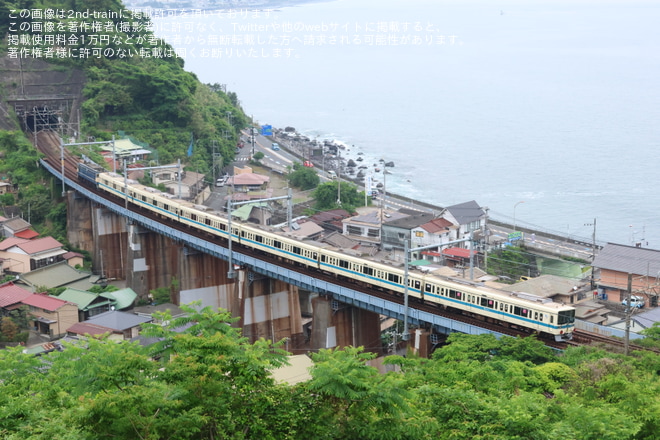 【小田急】8000形8261F(8261×6)西武鉄道譲渡甲種輸送を根府川～早川間で撮影した写真
