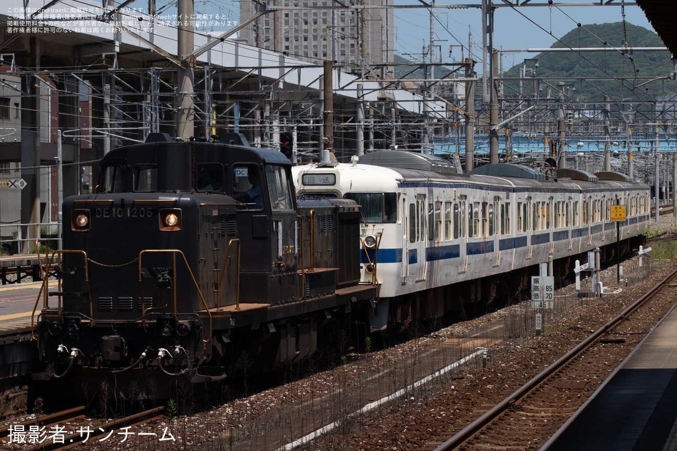 【JR九】415系Fo118編成が小倉総合車両センターへ廃車回送の拡大写真