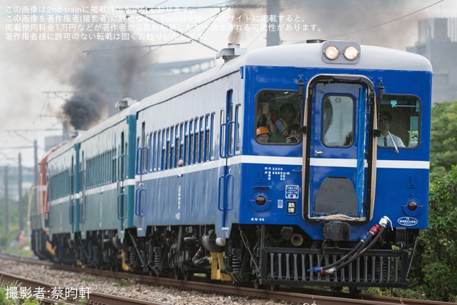 【台鐵】DR2404+DR2102+DR2203台湾車両出場を不明で撮影した写真