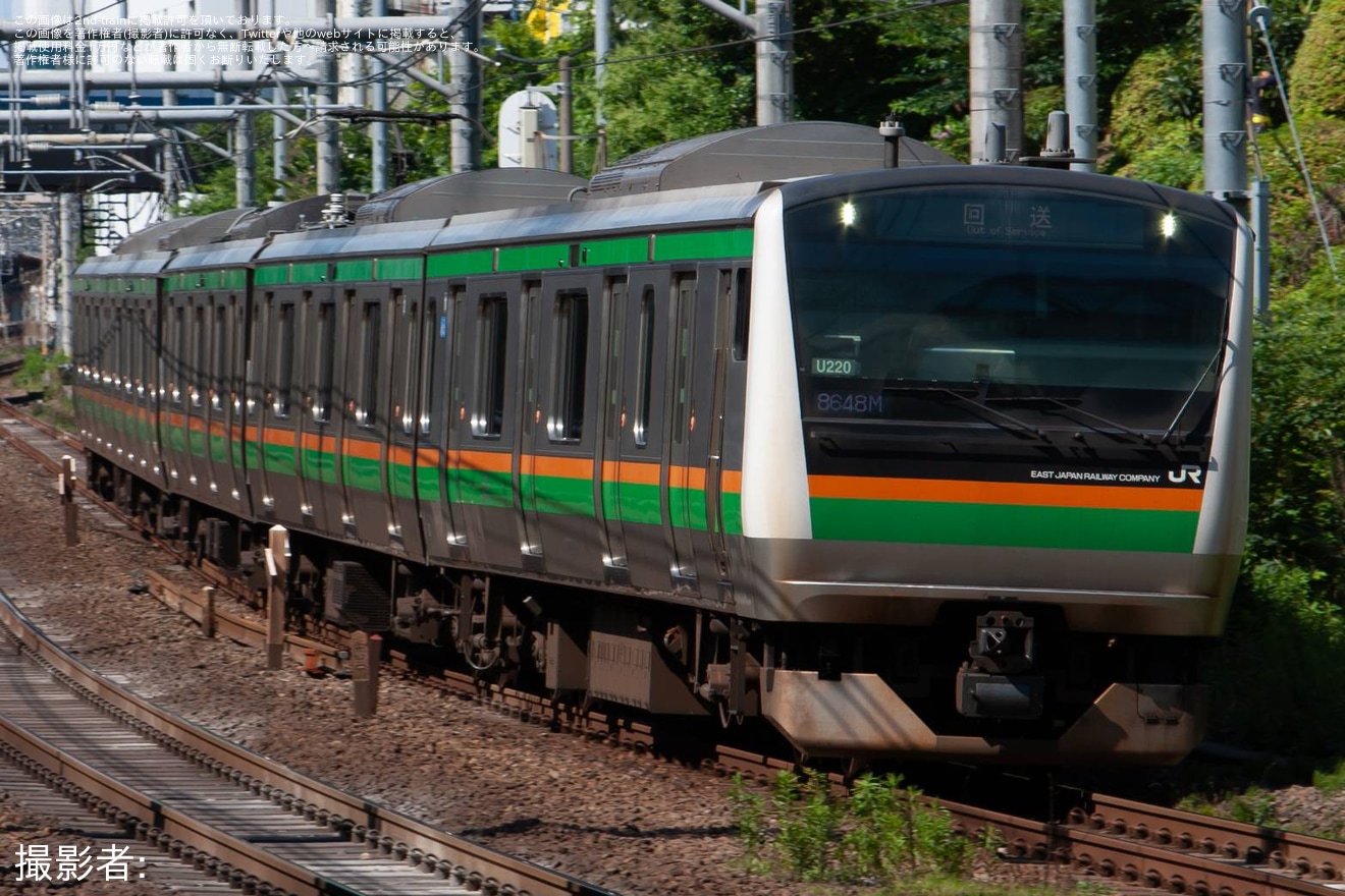 【JR東】E233系U220編成東京総合車両センター入場回送の拡大写真