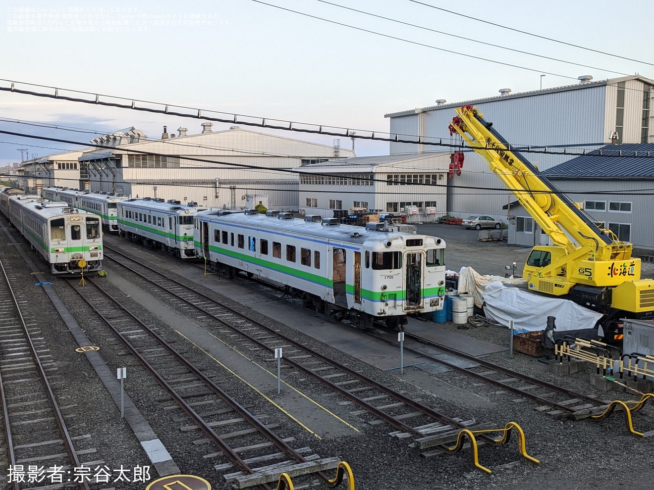 【JR北】キハ40-1701が釧路運輸車両所にて解体中の拡大写真