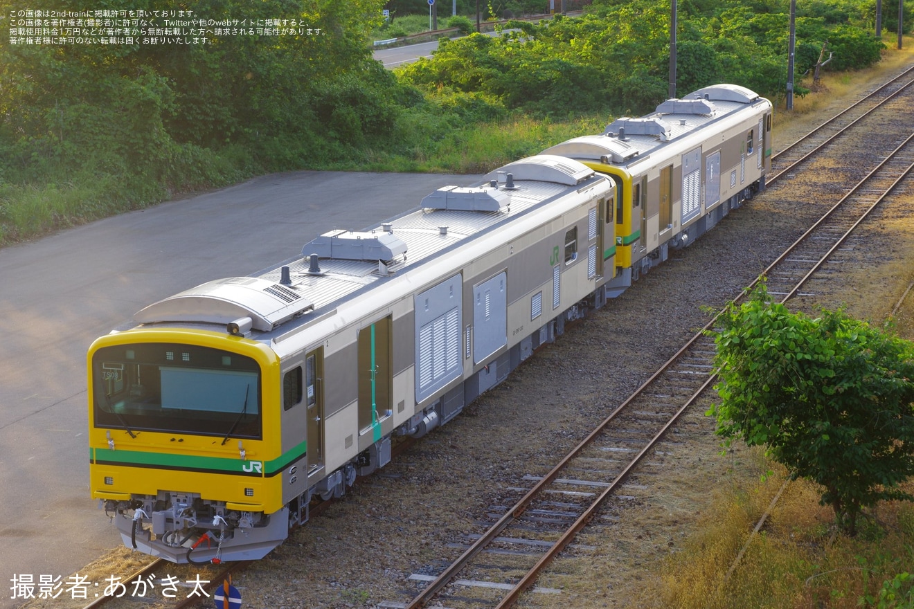 【JR東】GV-E197系200番台の初となるTS08編成が新潟トランシスから陸送の拡大写真