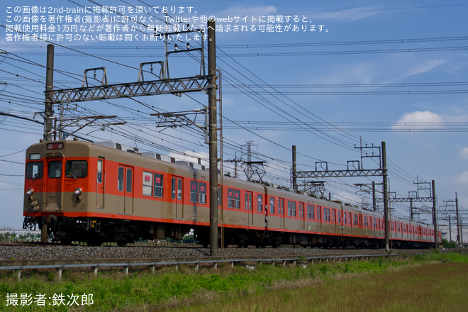 【東武】8111FとSLが夢の競演「東武鉄道をほぼ1日満喫する旅」ツアーを杉戸高野台～東武動物公園間で撮影した写真