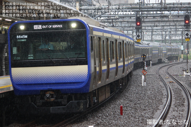 【JR東】E235系クラF-06編成 東京総合車両センター出場を大崎駅で撮影した写真