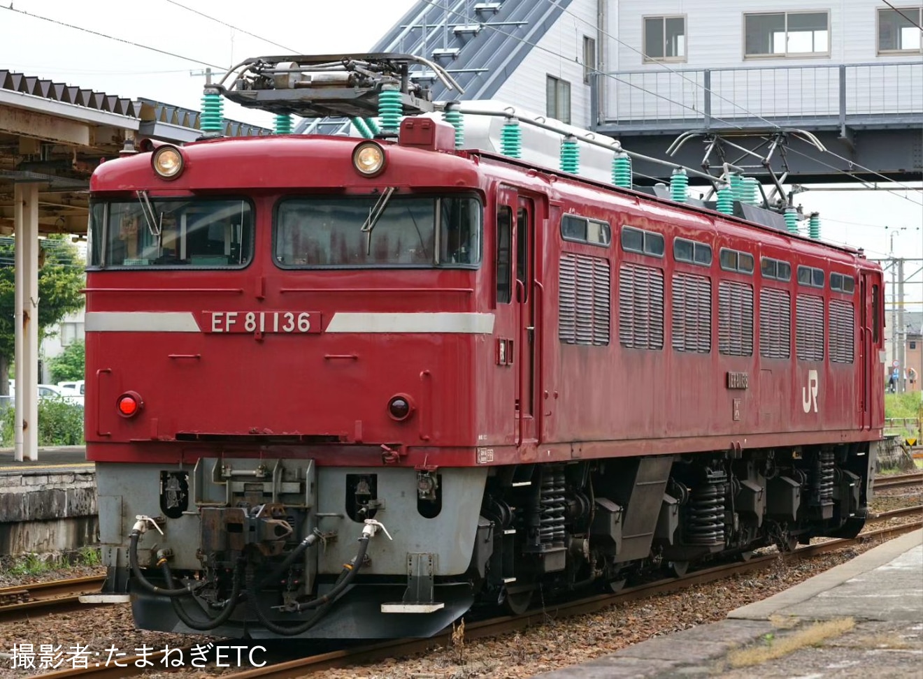 【JR東】EF81-136が秋田総合車両センターへ回送、廃車の可能性もの拡大写真