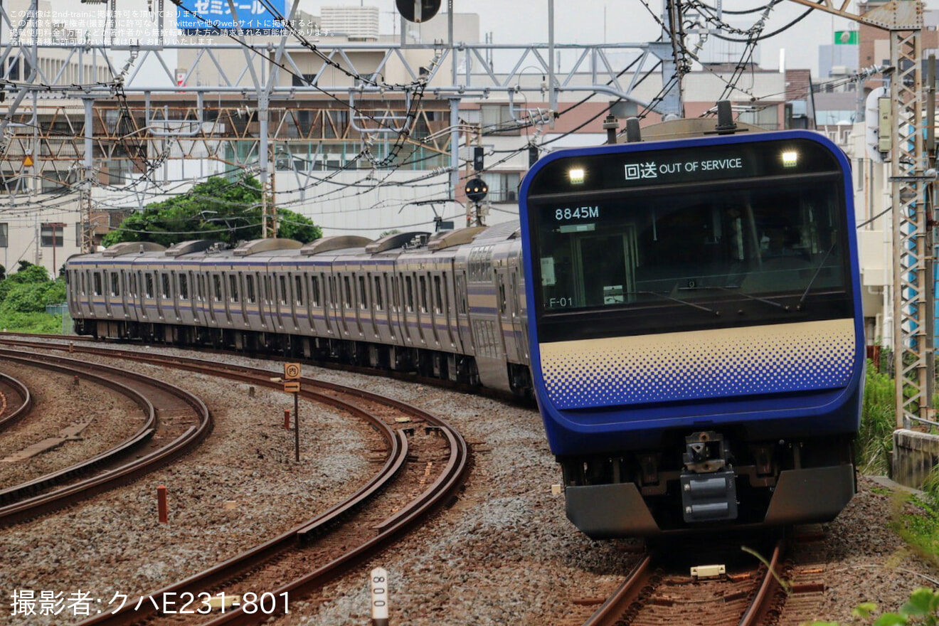 【JR東】E235系クラF-01編成 東京総合車両センター出場の拡大写真