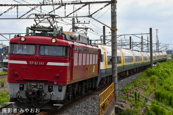 【JR東】255系Be-01編成郡山総合車両センターへ廃車配給を吉川駅で撮影した写真