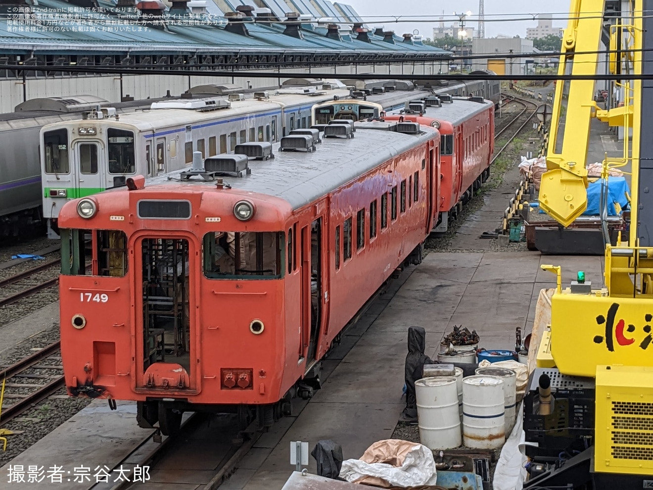 【JR北】キハ40-1749(首都圏色)が釧路運輸車両所で解体作業開始の拡大写真
