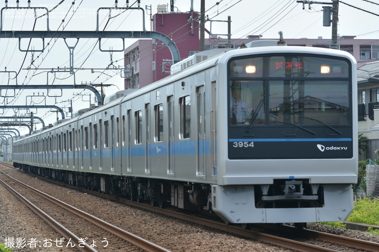 【小田急】3000形3654F(3654×8)江ノ島線TASC試運転の拡大写真