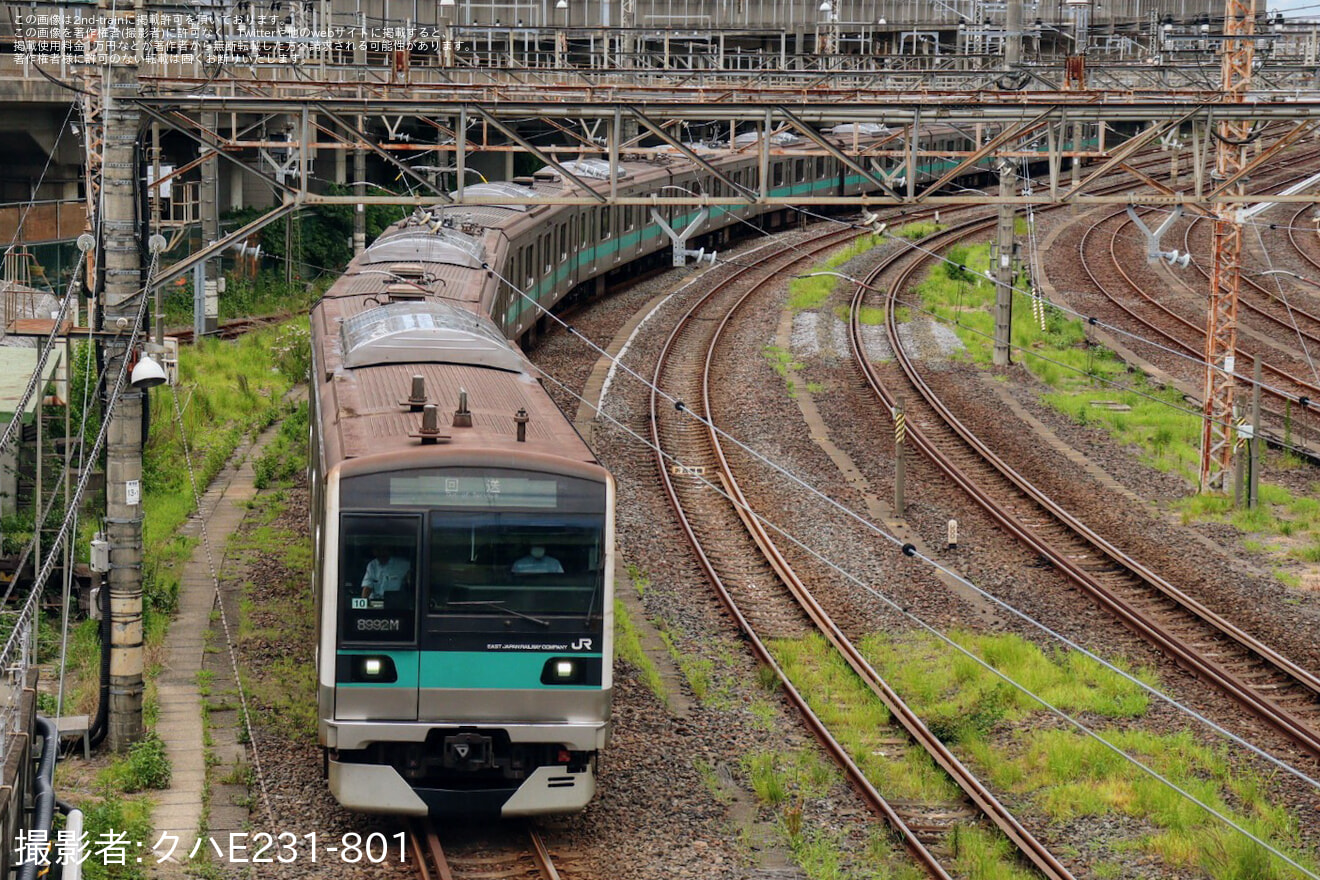 【JR東】E233系マト10編成東京総合車両センター出場回送の拡大写真