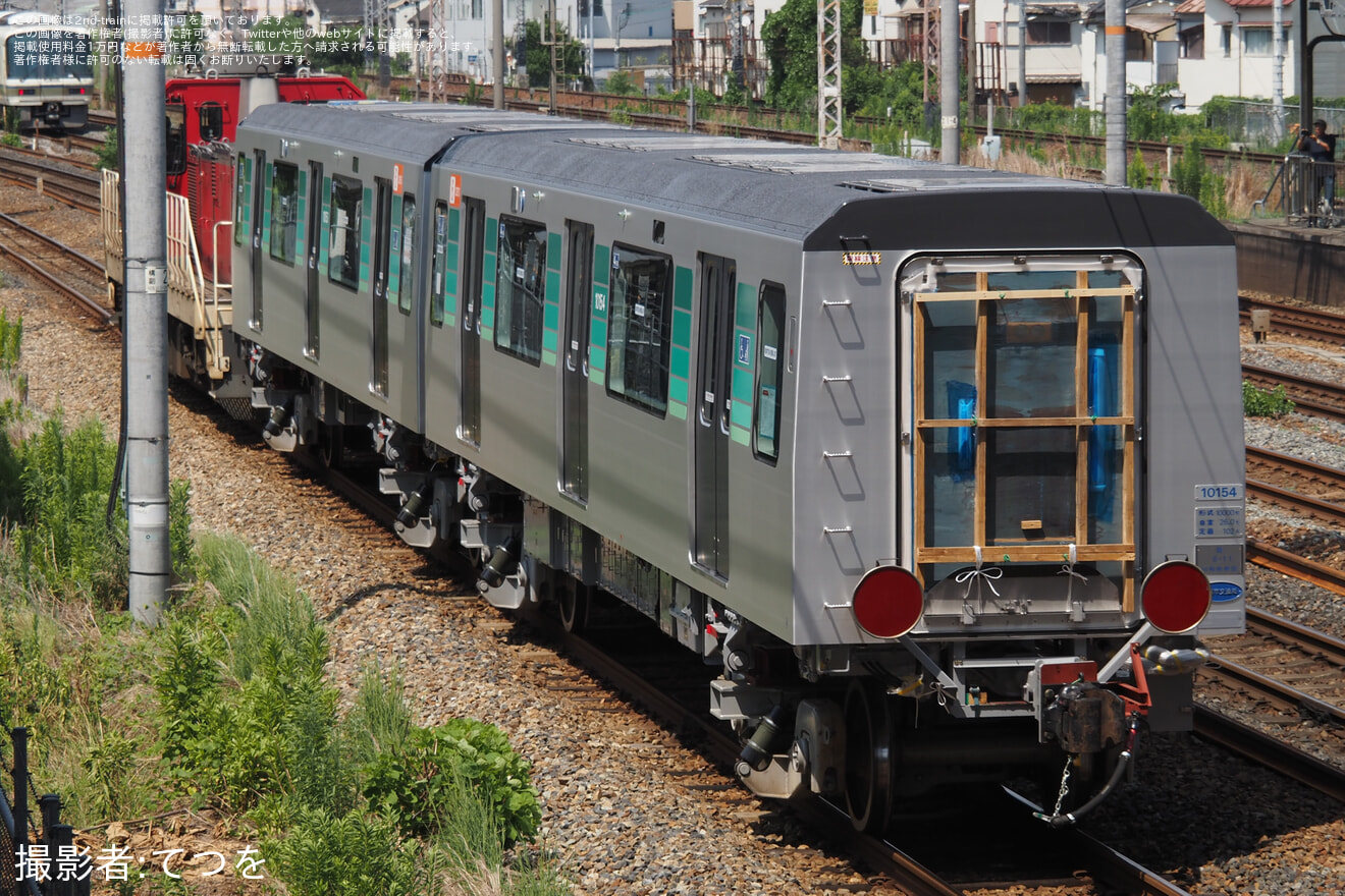 【横市交】10000形10151Fの中間車甲種輸送の拡大写真