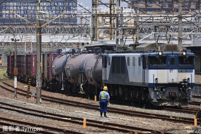 【JR貨】タキ44000形タキ44156とタキ43000形のタキ43355、タキ43352が廃車のため回送